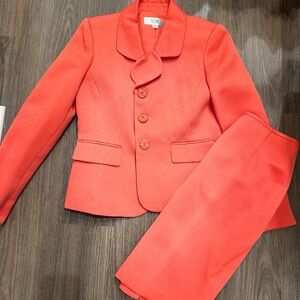 Women’s Le Suit Vibrant Coral Jacket and skirt suit